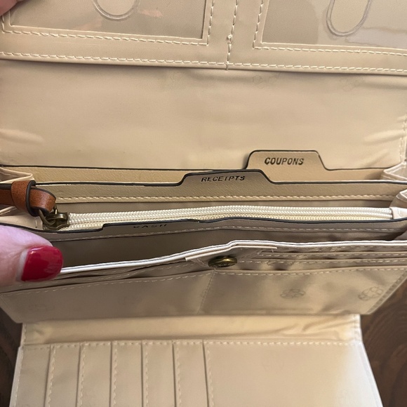 NWOT Women’s Tan Long Wallet by Guang Tong - Picture 9 of 9